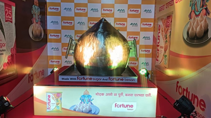 Fortune Edible Oil & Foods Creates World’s Largest Traditional Modak (851 kg) at Girgaon Cha Raja