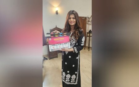 Prajakta Shinde Productions Announces The Muhurat Of New Web Series “Mera Aaina”